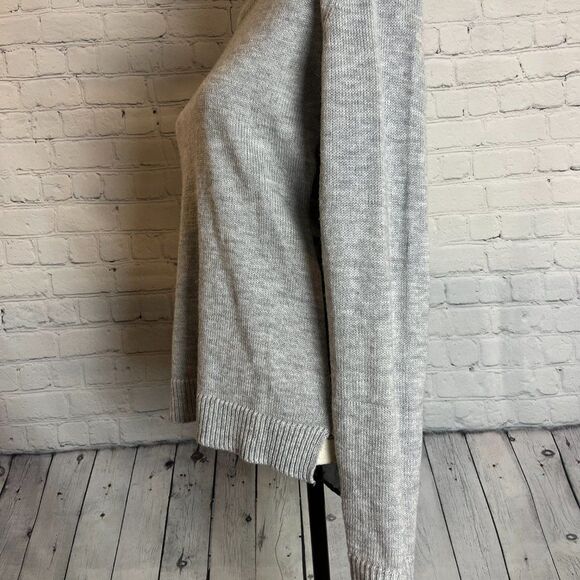 Madison Lilly Aziz Floral Back Panel Pullover Sweater - Picture 2 of 6